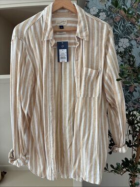 NWT Universal Thread Women’s Beige and White Striped Linen/Rayon Oversized Shirt